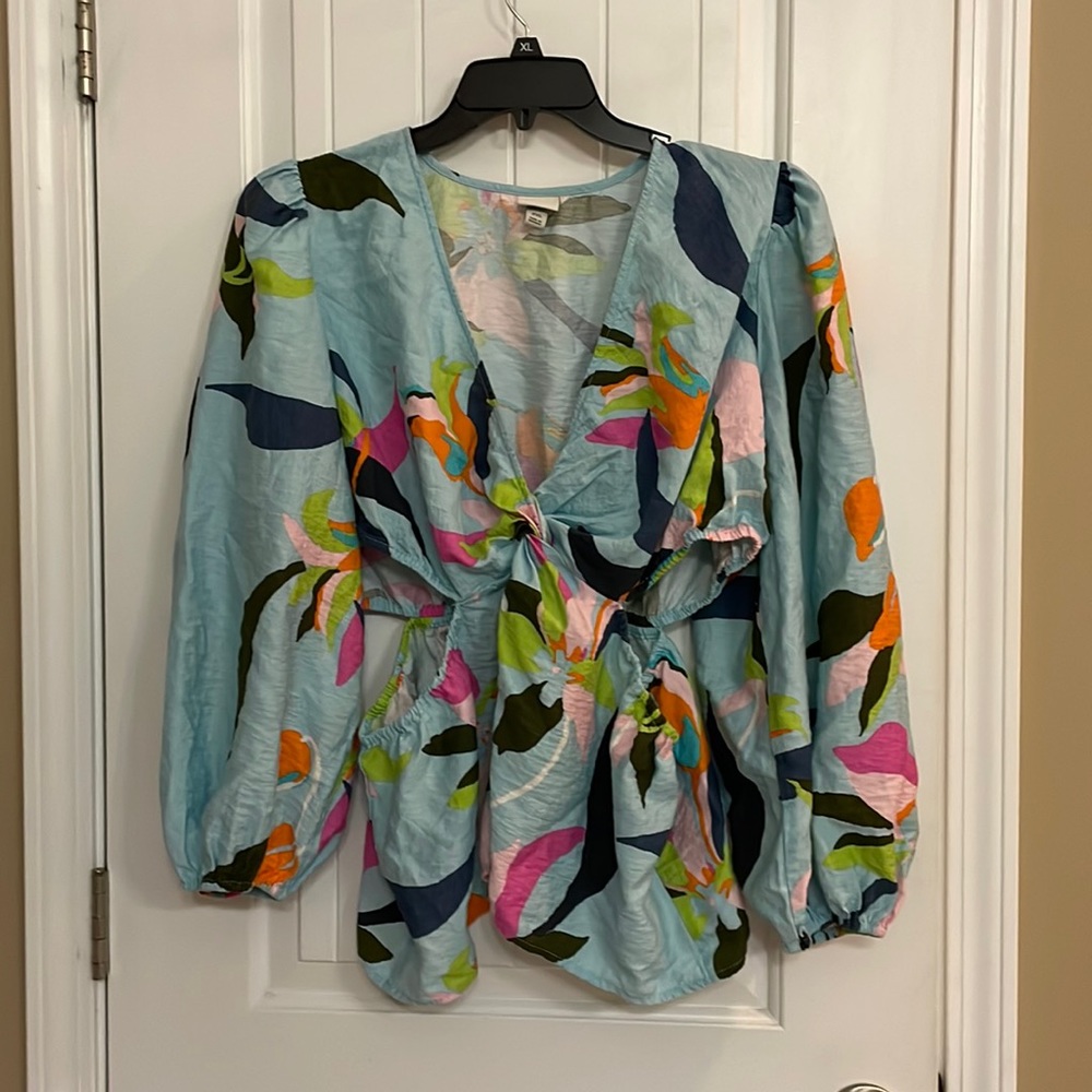 Beautiful and unique XXL A New Day blouse